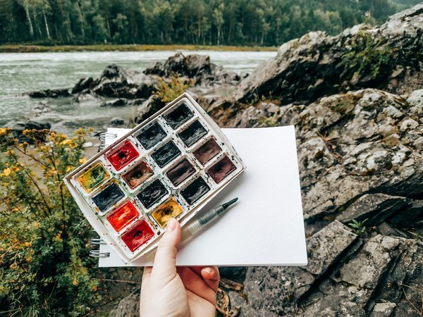 Comment les programmes de pleine conscience peuvent-ils aider à réduire les comportements agressifs chez les enfants?